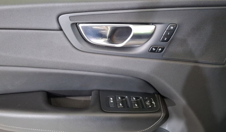 Volvo Xc60 2.0 T6 INSCRIPTION AUTO AWD Suv 2021