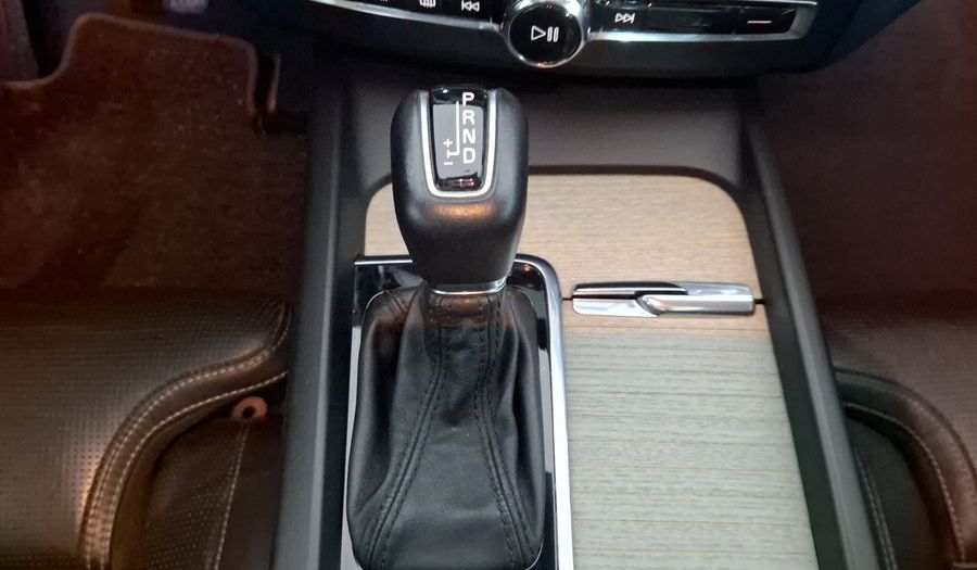 Volvo Xc60 2.0 T6 INSCRIPTION AUTO AWD Suv 2021
