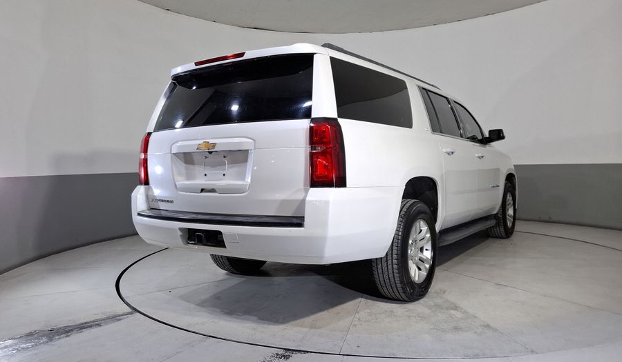 Chevrolet Suburban 5.3 B LT AUTO Suv 2018