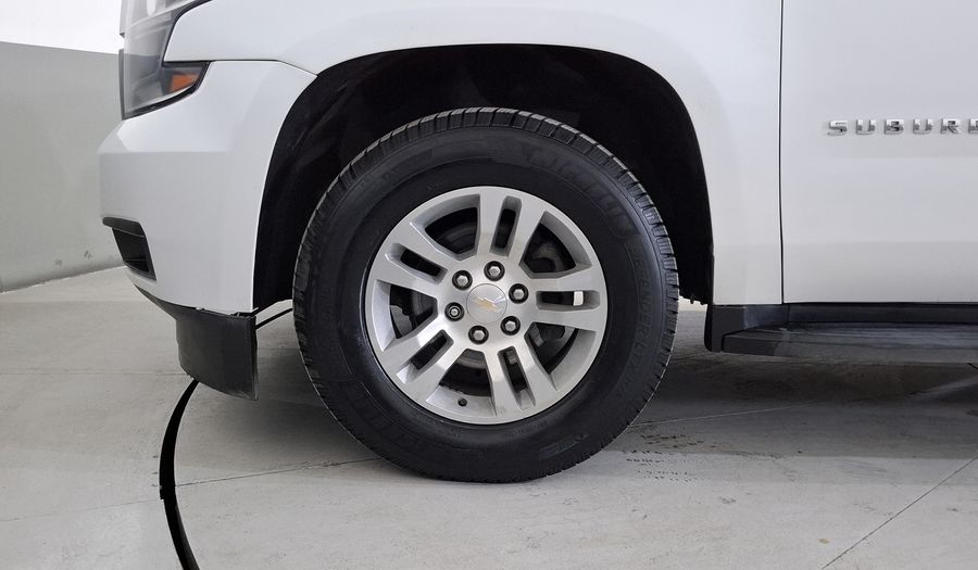 Chevrolet Suburban 5.3 B LT AUTO Suv 2018