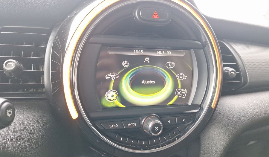 Mini Cooper 1.5 CLASSIC F56 MT Hatchback 2015