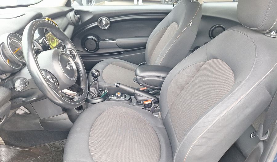 Mini Cooper 1.5 CLASSIC F56 MT Hatchback 2015