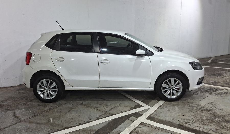 Volkswagen Polo 1.6 MT Hatchback 2017