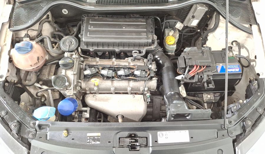 Volkswagen Polo 1.6 MT Hatchback 2017