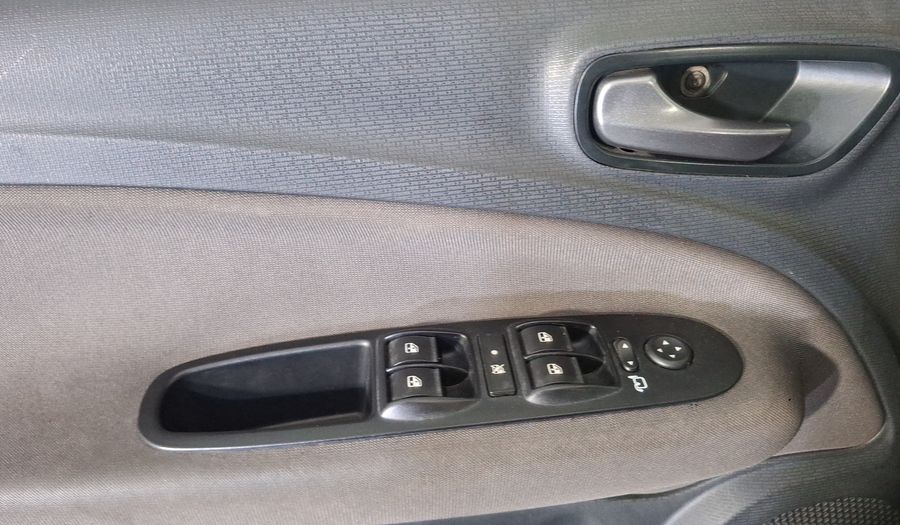 Fiat Uno 1.4 WAY Hatchback 2016