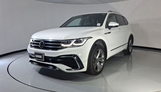 Volkswagen • Tiguan
