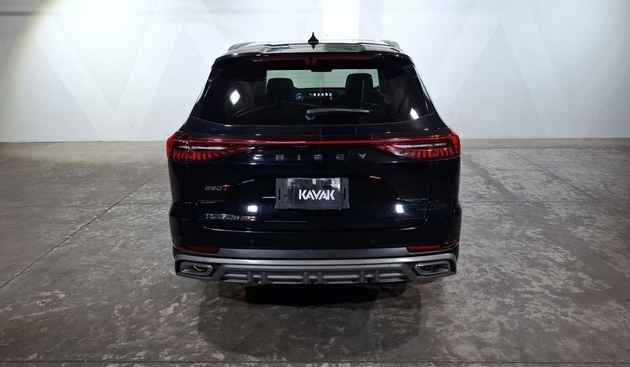 Chirey Tiggo 8 Pro 1.6 PREMIUM DCT Suv 2025