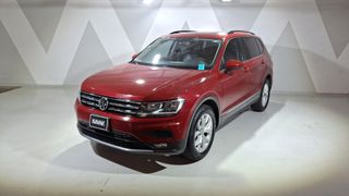 Volkswagen • Tiguan