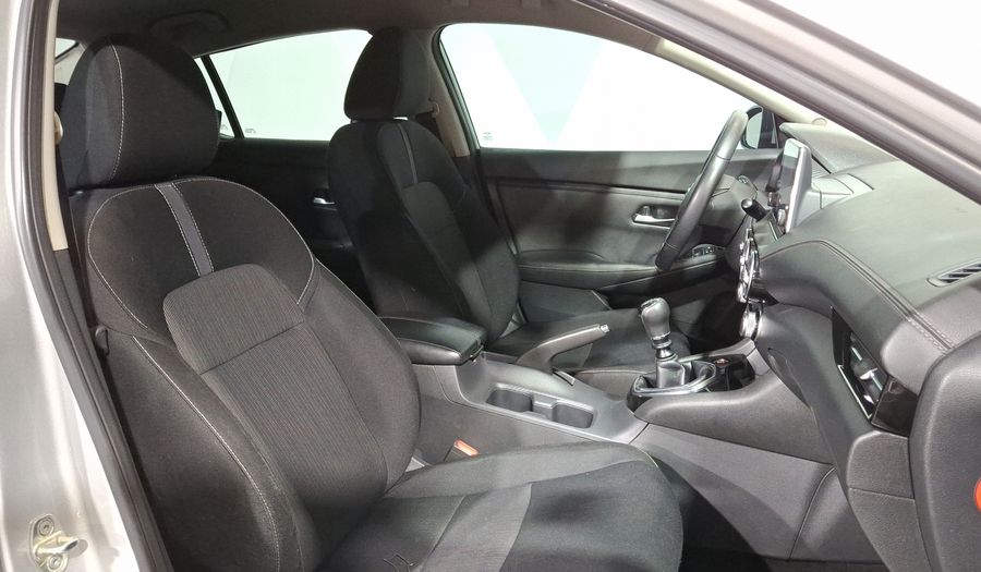 Nissan Sentra 2.0 ADVANCE Sedan 2020