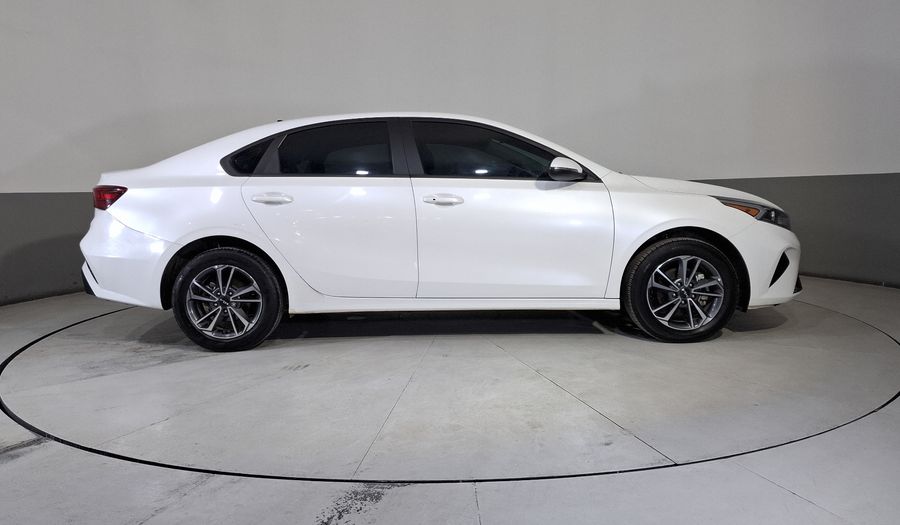 Kia Forte 2.0 LX Sedan 2024
