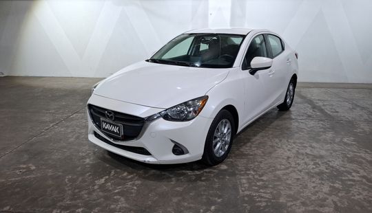 Mazda • Mazda 2