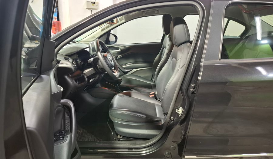 Fiat Cronos 1.8 PRECISION PACK STYLE Sedan 2021