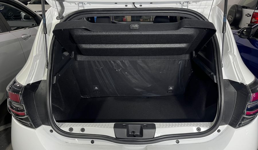Renault Sandero 1.6 LIFE Hatchback 2025