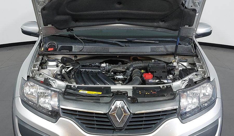 Renault Sandero 1.6 STEPWAY DYNAMIQUE Hatchback 2018