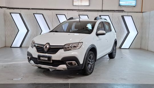 Renault • Sandero Stepway