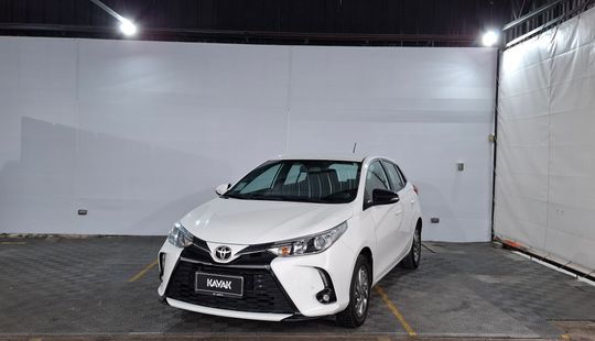 Toyota • Yaris