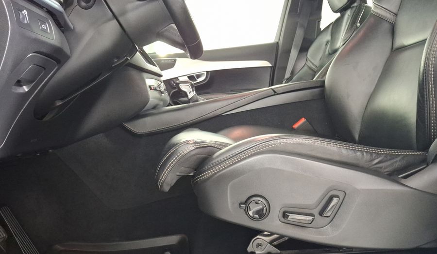 Volvo Xc90 2.0 MOMENTUM T6 AUTO AWD Suv 2019