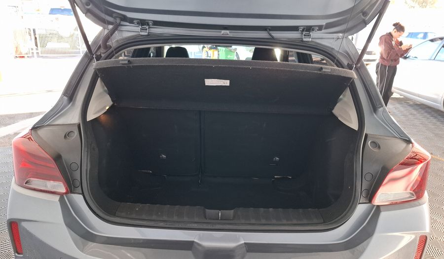 Chevrolet Onix 1.0 TURBO LTZ AUTO Hatchback 2022