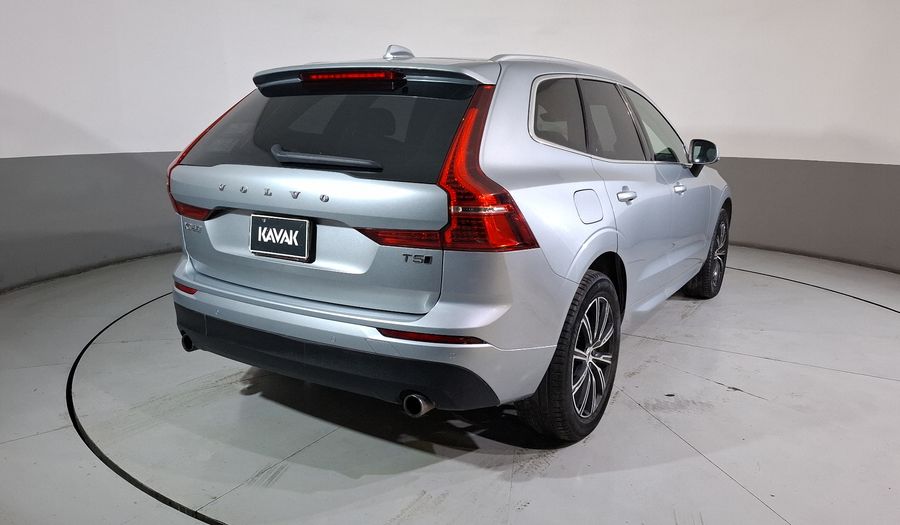 Volvo Xc60 2.0 MOMENTUM T5 AUTO AWD Suv 2019