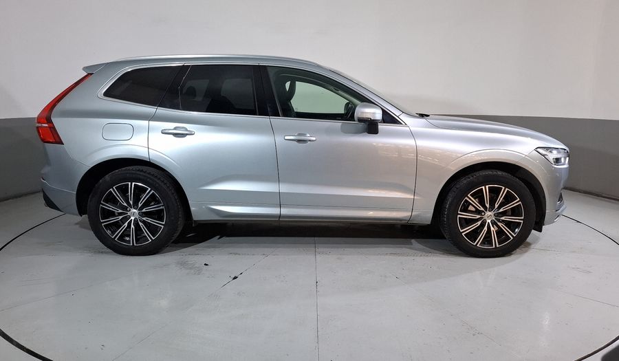 Volvo Xc60 2.0 MOMENTUM T5 AUTO AWD Suv 2019