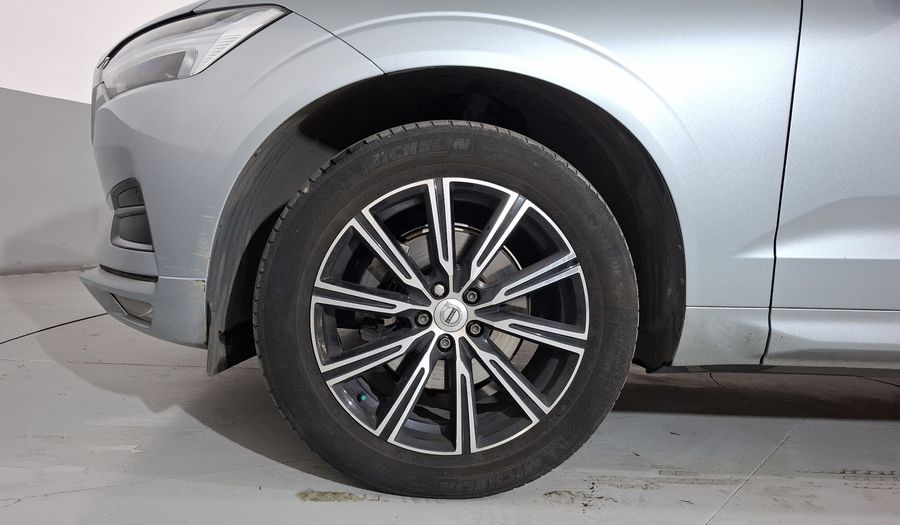 Volvo Xc60 2.0 MOMENTUM T5 AUTO AWD Suv 2019