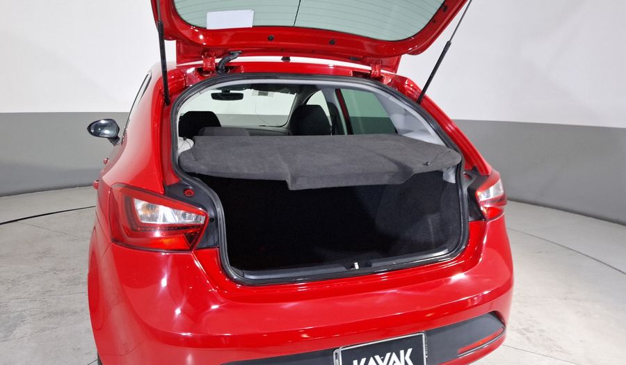 Seat Ibiza 1.2 FR MT SOUND SYSTEM Hatchback 2016