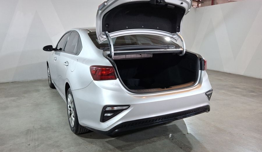 Kia Forte 2.0 L Sedan 2020