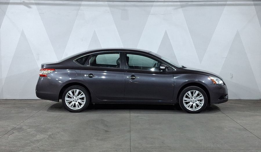 Nissan Sentra 1.8 EXCLUSIVE NAVI CVT Sedan 2016