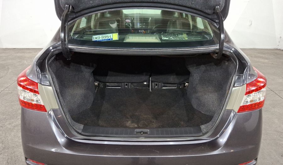 Nissan Sentra 1.8 EXCLUSIVE NAVI CVT Sedan 2016