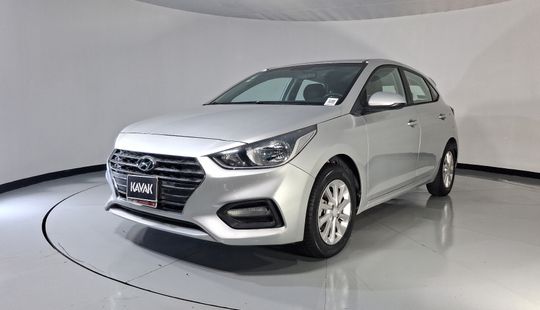 Hyundai • Accent