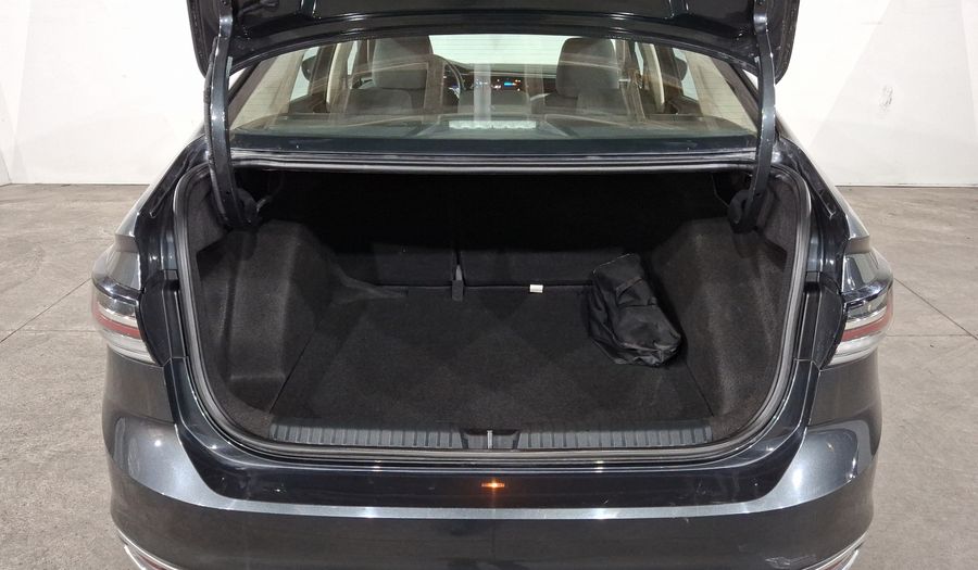 Volkswagen Virtus 1.6 COMFORTLINE AUTO Sedan 2023