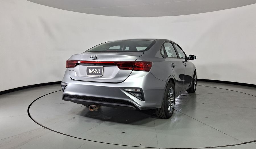 Kia Forte 2.0 L IVT Sedan 2021