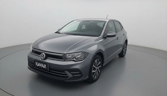 Volkswagen • Polo