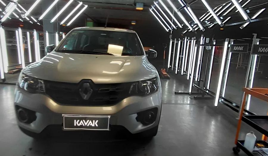Renault Kwid 1.0 ICONIC Hatchback 2018