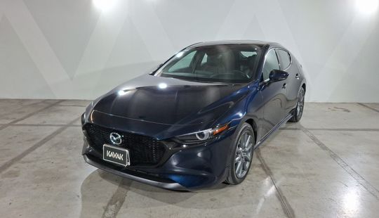 Mazda • Mazda 3