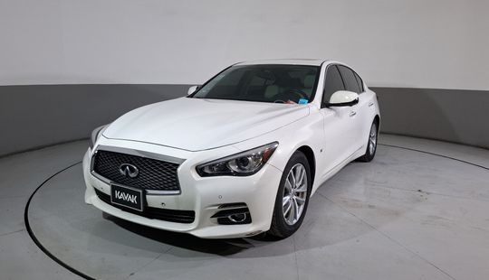 Infiniti • Q50