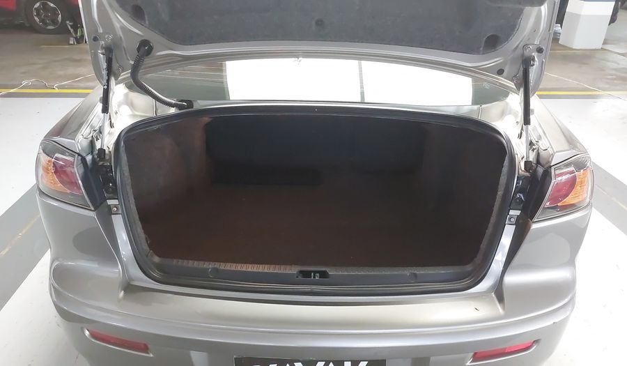 Mitsubishi Lancer 2.0 16V CVT Sedan 2016