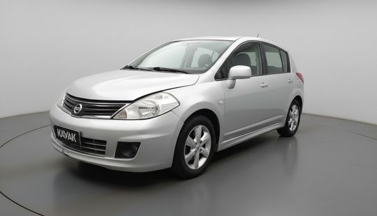 Nissan • Tiida