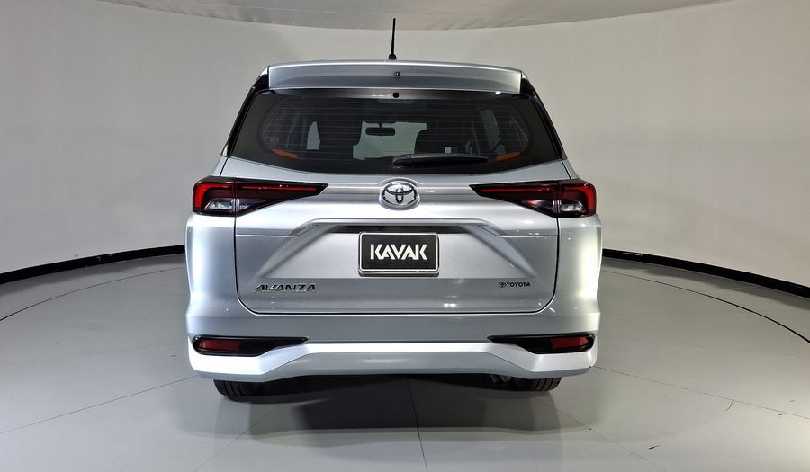 Toyota Avanza 1.5 LE Minivan 2023