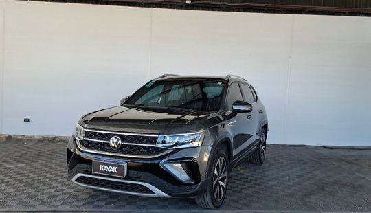 Volkswagen • Taos