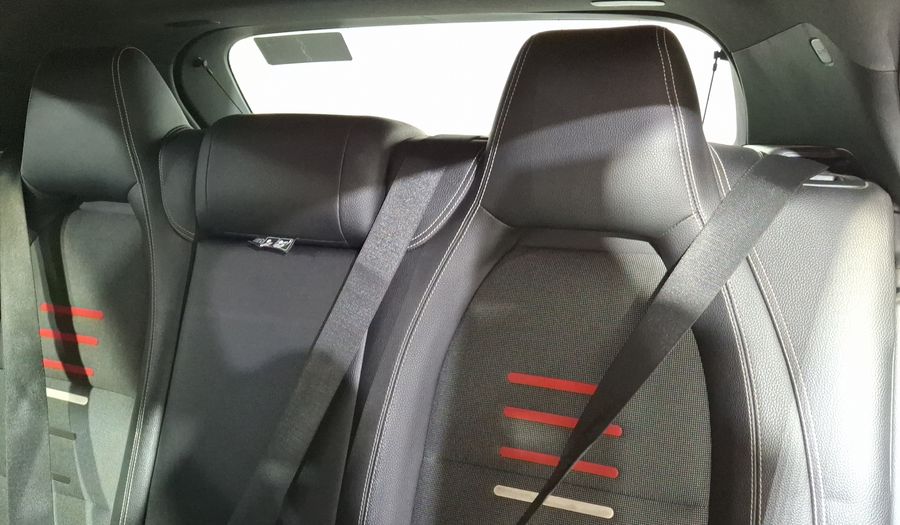Mercedes Benz Clase A 1.6 200 STYLE DCT Hatchback 2018