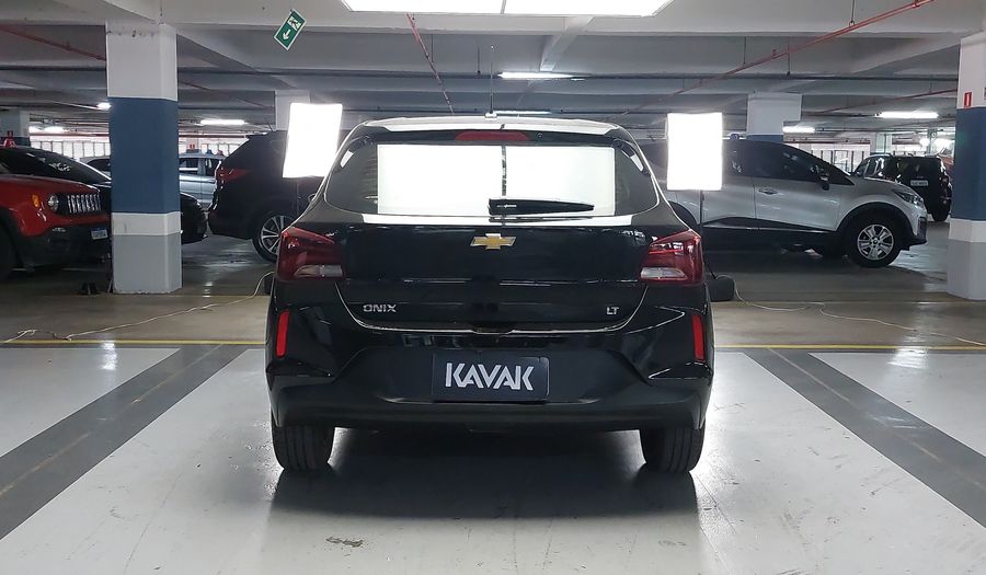 Chevrolet Onix 1.0 TURBO LT Hatchback 2022