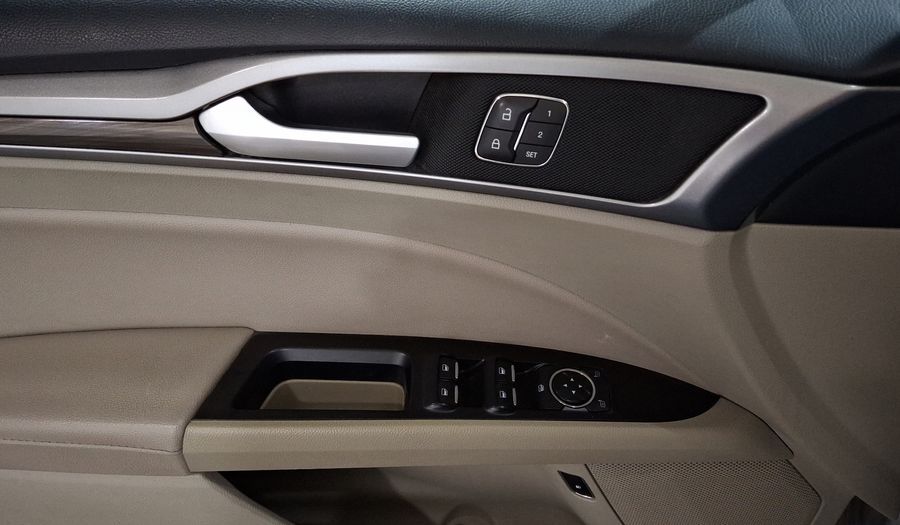 Ford Fusion 2.0 SEL HYBRIDO AT Sedan 2020