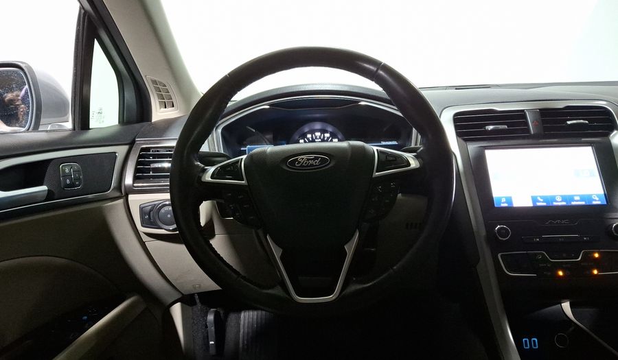Ford Fusion 2.0 SEL HYBRIDO AT Sedan 2020
