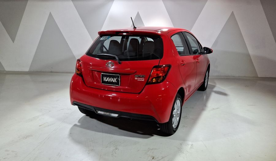 Toyota Yaris 1.5 PREMIUM AT 5PTAS Hatchback 2015
