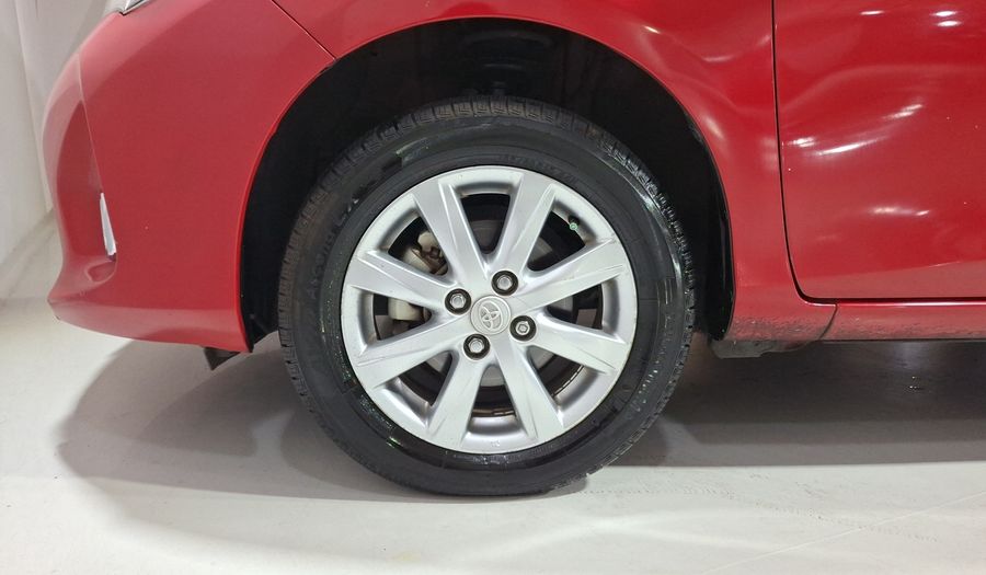 Toyota Yaris 1.5 PREMIUM AT 5PTAS Hatchback 2015