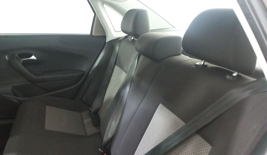 Volkswagen Vento 1.6 STARTLINE AUTO Sedan 2020