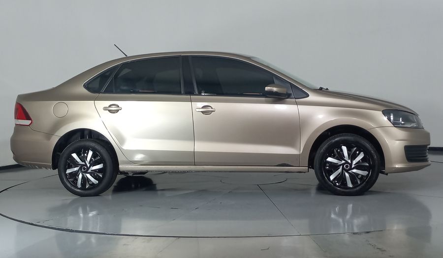 Volkswagen Vento 1.6 STARTLINE AUTO Sedan 2020