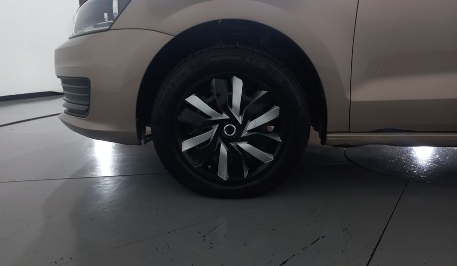 Volkswagen Vento 1.6 STARTLINE AUTO Sedan 2020