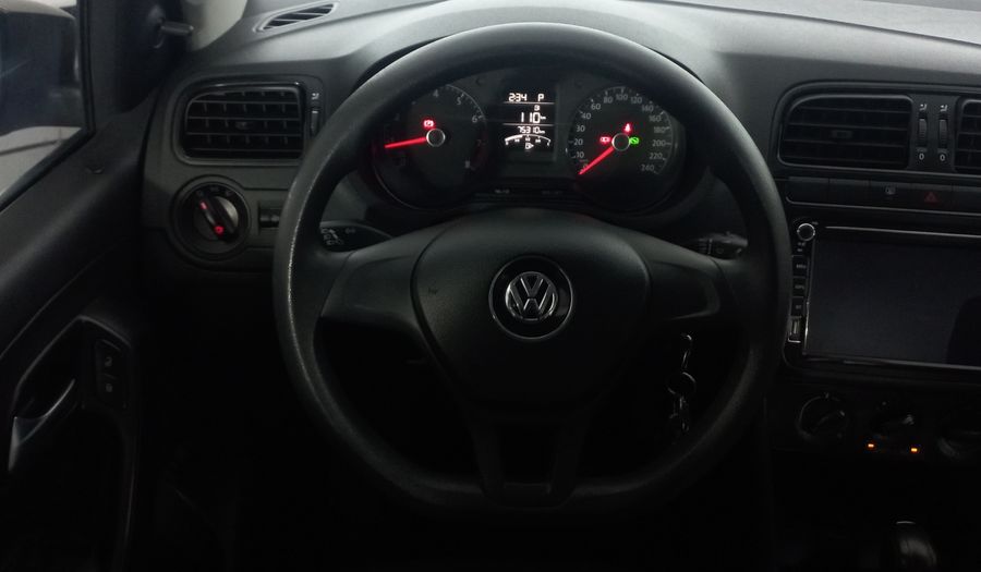 Volkswagen Vento 1.6 STARTLINE AUTO Sedan 2020